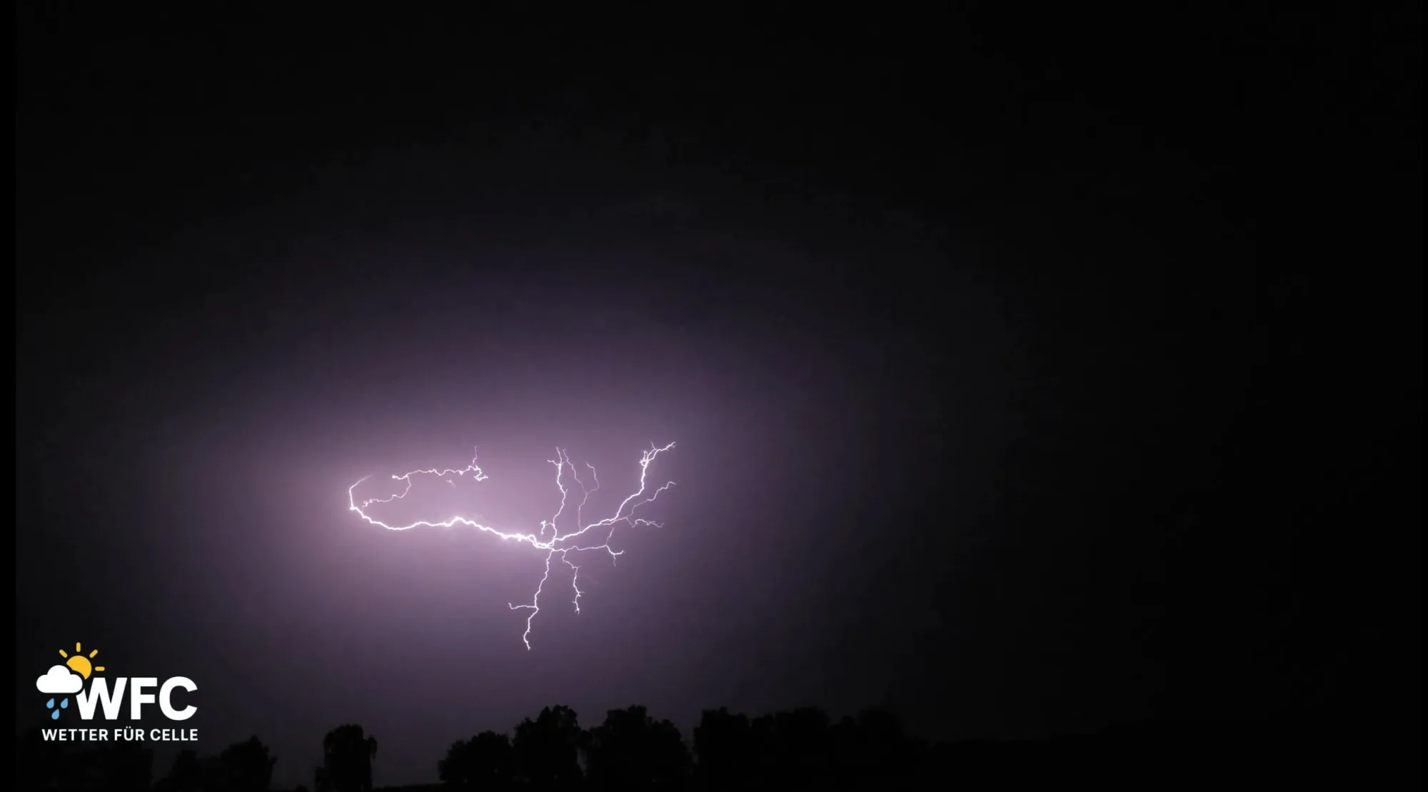 Kräftiges Gewitter über dem Landkreis Celle